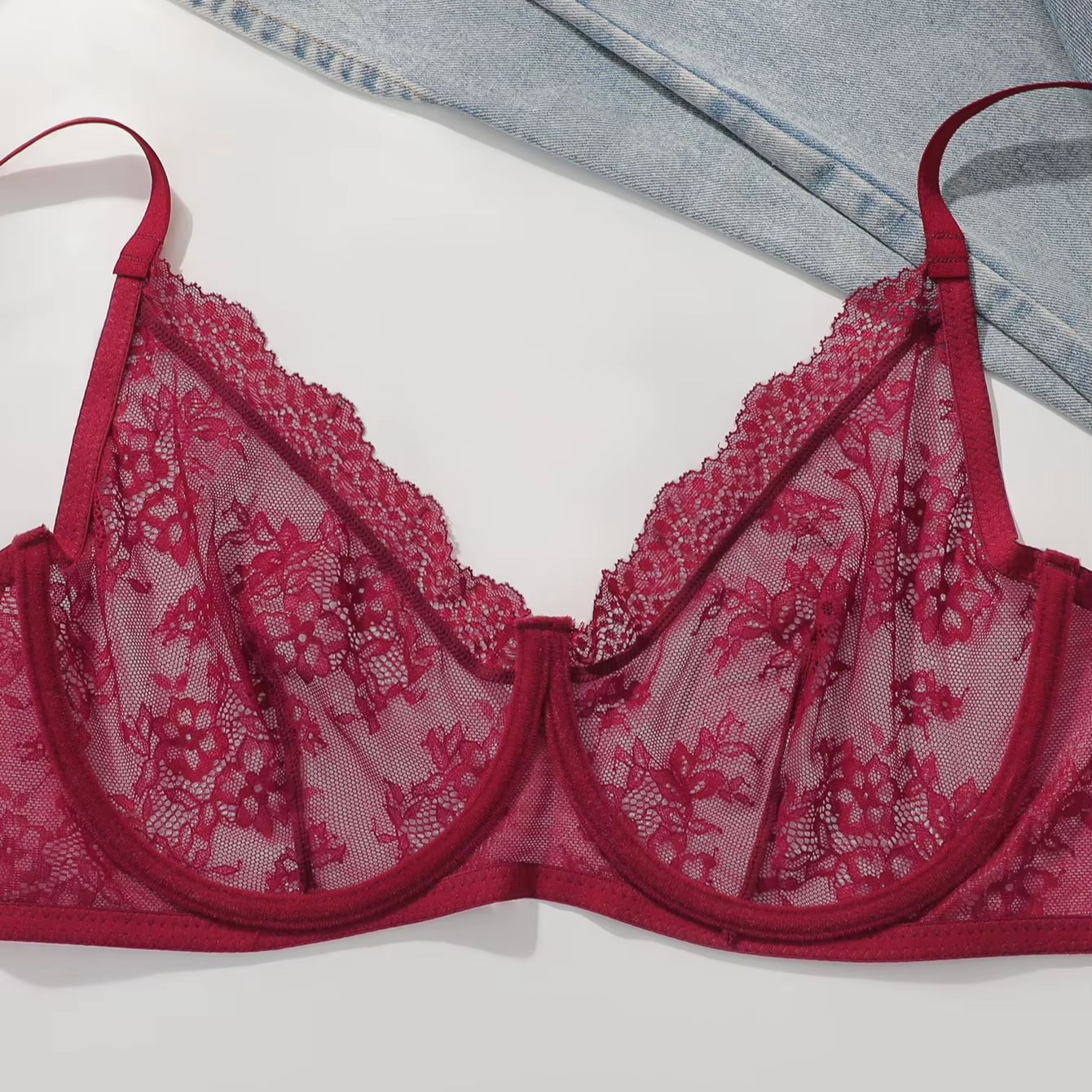 Sujetador de encaje rojo trans - Full Coverage Bra reseña y precio